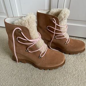 Joan of Arc Sorel boots